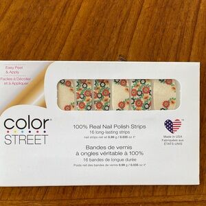 💅 3/$20 Color Street Flores de Amor Nail Strips. NWT unopened